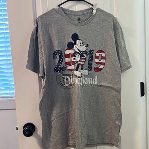 Men’s Disneyland 2019 t shirt